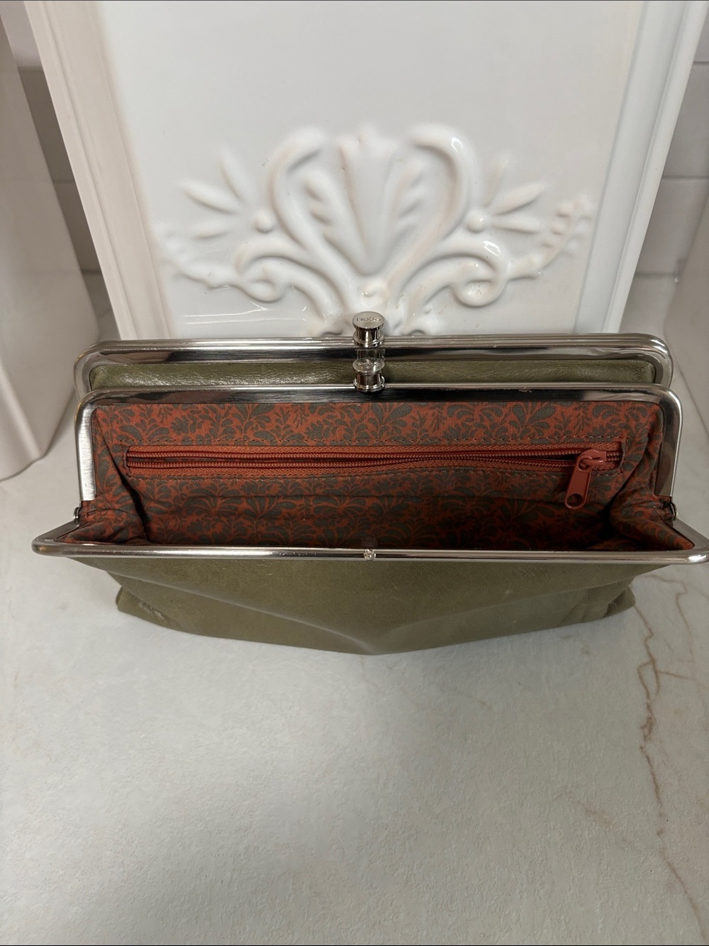 HOBO Lauren Leather Wallet/Clutch - Green